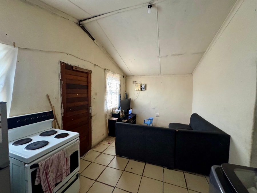 2 Bedroom Property for Sale in Kuyasa Western Cape